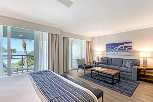 240 Sands Point Rd, Longboat Key, FL 34228 - Photo 13