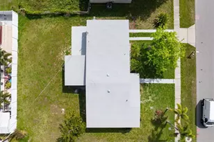 2554 Ambrose Ln, Port Charlotte, FL 33952 - Photo 27