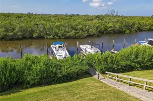 8642 54th Ave W, Bradenton, FL 34210 - Photo 33