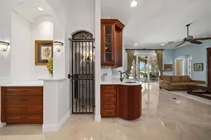 4085 Founders Club Dr, Sarasota, FL 34240 - Photo 23
