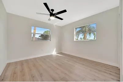 2420 16th Street W, Palmetto, FL 34221 - Photo 31