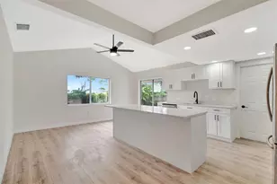 2420 16th St W, Palmetto, FL 34221 - Photo 7