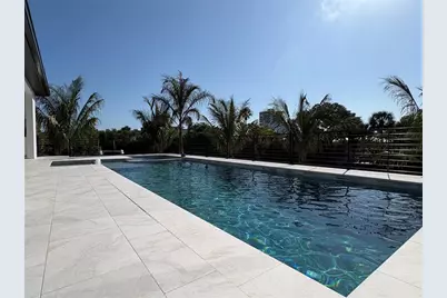 276 Island Circle, Sarasota, FL 34242 - Photo 19