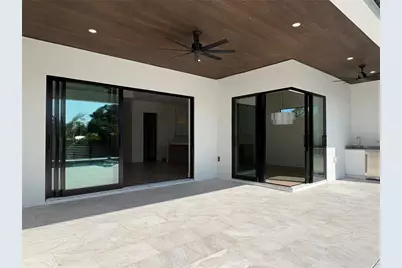 276 Island Circle, Sarasota, FL 34242 - Photo 21