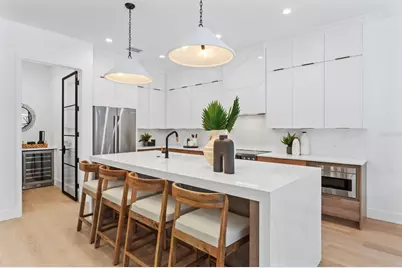 276 Island Circle, Sarasota, FL 34242 - Photo 5