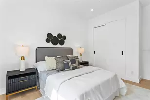 276 Island Cir, Sarasota, FL 34242 - Photo 25