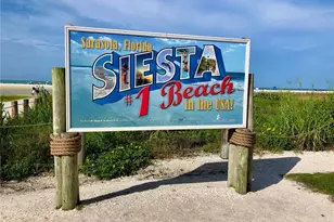 276 Island Cir, Sarasota, FL 34242 - Photo 33