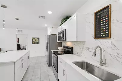 3530 Goodrich Avenue, Sarasota, FL 34234 - Photo 15