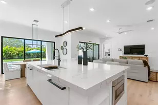 2226 Grove St, Sarasota, FL 34239 - Photo 23