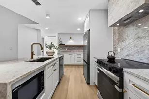 2704 Montague Ct E, Clearwater, FL 33761 - Photo 5