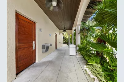 2800 Harbourside Drive #E06, Longboat Key, FL 34228 - Photo 35