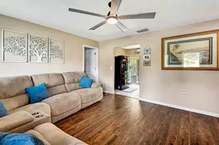 4097 Malden Dr, Sarasota, FL 34241 - Photo 3