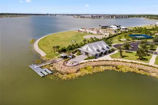 8121 Sternway Rd, Sarasota, FL 34240 - Photo 33