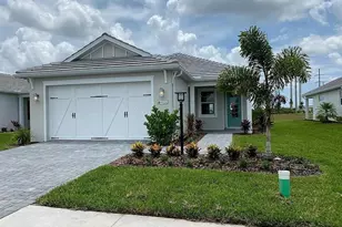 8121 Sternway Rd, Sarasota, FL 34240 - Photo 1