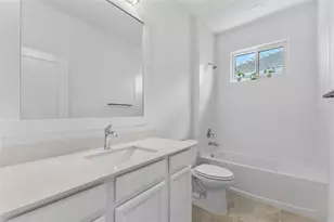8121 Sternway Rd, Sarasota, FL 34240 - Photo 11