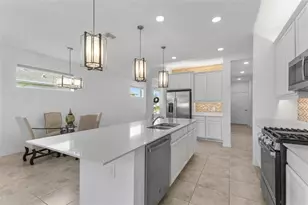 8121 Sternway Rd, Sarasota, FL 34240 - Photo 19