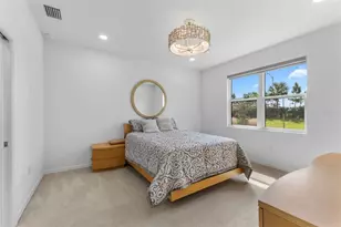 8121 Sternway Rd, Sarasota, FL 34240 - Photo 5