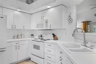 4532 Fern Dr, Bradenton, FL 34208 - Photo 9