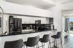 972 Sandpiper Cir, Bradenton, FL 34209 - Photo 5