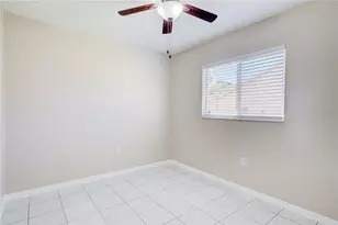 1112 21st St E, Palmetto, FL 34221 - Photo 9