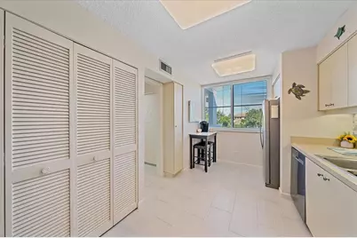 618 Bayport Way Bayport Way #618, Longboat Key, FL 34228 - Photo 9