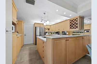 2301 Gulf Of Mexico Drive #25N, Longboat Key, FL 34228 - Photo 13