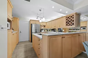 2301 Gulf of Mexico Dr, Longboat Key, FL 34228 - Photo 13