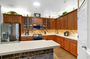 1218 Lavender Jewel Ct, Plant City, FL 33563 - Photo 13