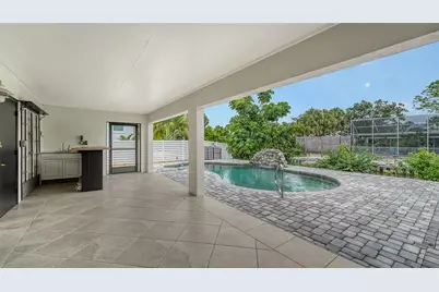 521 Cummings Street, Sarasota, FL 34242 - Photo 23