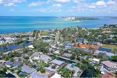 521 Cummings Street, Sarasota, FL 34242 - Photo 3