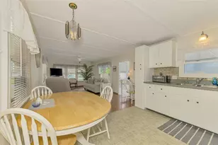 259 Inner Dr E, Venice, FL 34285 - Photo 7