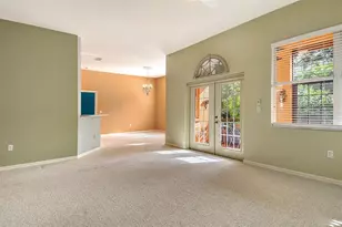 919 65th St NW, Bradenton, FL 34209 - Photo 9