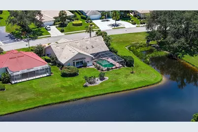 6803 Drewrys Bluff, Bradenton, FL 34203 - Photo 5