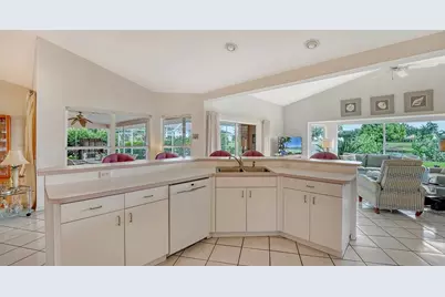 6803 Drewrys Bluff, Bradenton, FL 34203 - Photo 17