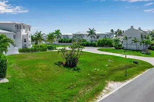 610 Hibiscus Way, Longboat Key, FL 34228 - Photo 5