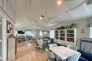 1041 Capri Isles Blvd, Venice, FL 34292 - Photo 27