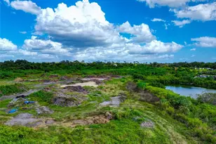 301 E Rd, Sarasota, FL 34240 - Photo 27