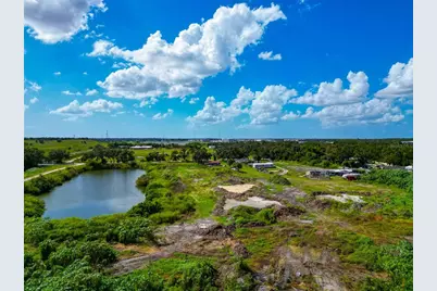 301 East Road, Sarasota, FL 34240 - Photo 13