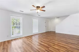 3763 St Charles Cir, Sarasota, FL 34233 - Photo 7