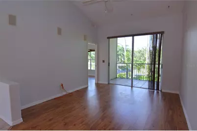 8355 Glenrose Way #120, Sarasota, FL 34238 - Photo 5