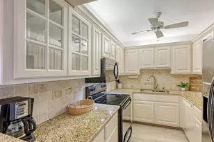 5855 Midnight Pass Rd, Sarasota, FL 34242 - Photo 9