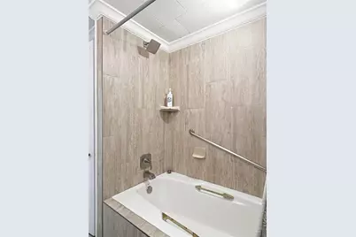 2823 Gulf Of Mexico Drive, Longboat Key, FL 34228 - Photo 23