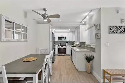 161 Vista Hermosa Circle #26-A, Sarasota, FL 34242 - Photo 7