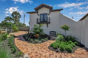 121 N Casey Key Rd, Osprey, FL 34229 - Photo 49