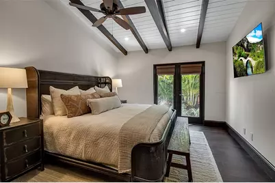 121 N Casey Key Road, Osprey, FL 34229 - Photo 35