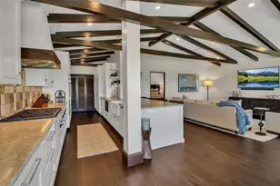 121 N Casey Key Rd, Osprey, FL 34229 - Photo 17