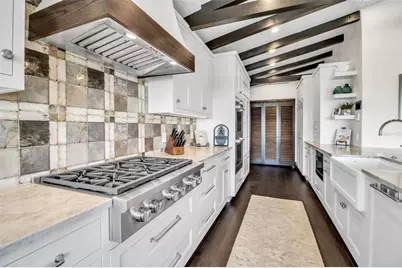 121 N Casey Key Road, Osprey, FL 34229 - Photo 15