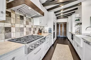 121 N Casey Key Rd, Osprey, FL 34229 - Photo 15