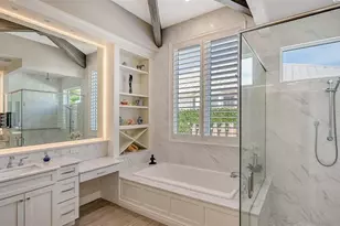 1959 Hibiscus St, Sarasota, FL 34239 - Photo 25