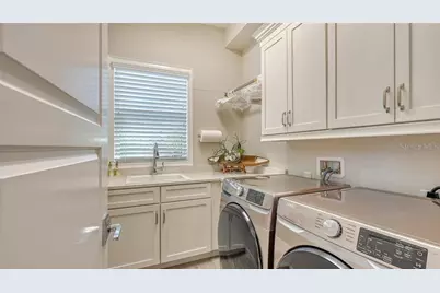 1959 Hibiscus Street, Sarasota, FL 34239 - Photo 29